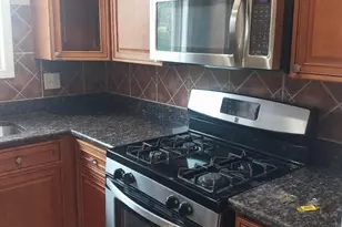 629 W 65th Street W, Westmont, IL 60559 - Photo 2