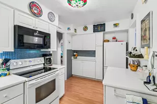3130 Thayer St, Evanston, IL 60201 - Photo 6