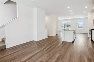 511 Yosemite Wy, Mundelein, IL 60060 - Photo 4