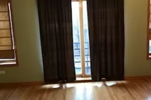 4815 S Champlain Ave, Chicago, IL 60615 - Photo 2