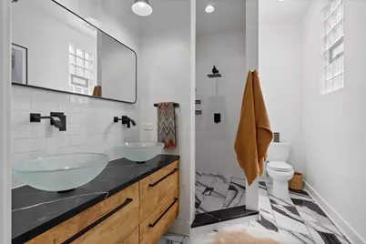 610 N Damen Avenue, Chicago, IL 60622 - Photo 16