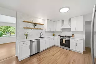 1801 N Iris Dr, Palatine, IL 60074 - Photo 8