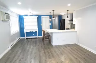 6632 W 64th Pl, Chicago, IL 60638 - Photo 2