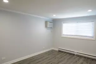 6632 W 64th Pl, Chicago, IL 60638 - Photo 8