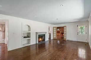 598 Eton Dr, North Barrington, IL 60010 - Photo 4