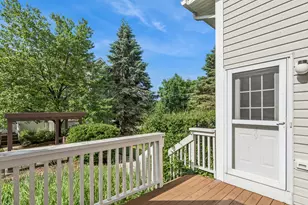49 S Treehouse Ln, Round Lake, IL 60073 - Photo 18