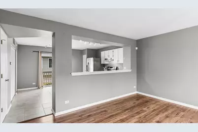 49 S Treehouse Lane #49, Round Lake, IL 60073 - Photo 12