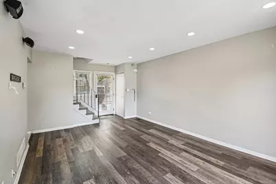 [Address not provided], Villa Park, IL 60181 - Photo 4