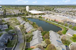 2450 Charleston Dr, Schaumburg, IL 60193 - Photo 30