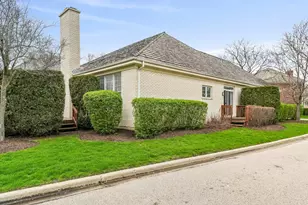 5 Middlesex Ct, Lincolnshire, IL 60069 - Photo 4
