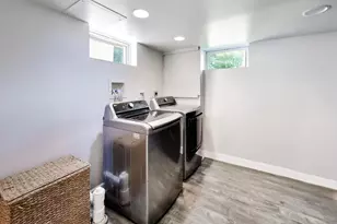 810 S Jackson St, Hinsdale, IL 60521 - Photo 18