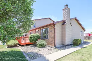 1841 Kerrybrook Ct, Sycamore, IL 60178 - Photo 4