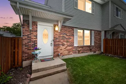 12 Scarlet Hawthorne Court #12, Woodridge, IL 60517 - Photo 16