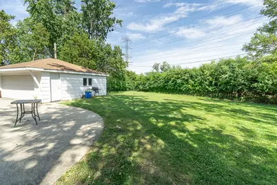 649 S Wisconsin Avenue, Addison, IL 60101 - Photo 20