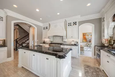50 Baybrook Lane, Oak Brook, IL 60523 - Photo 20