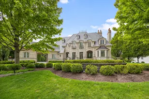 50 Baybrook Ln, Oak Brook, IL 60523 - Photo 2