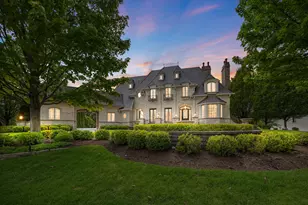 50 Baybrook Ln, Oak Brook, IL 60523 - Photo 1