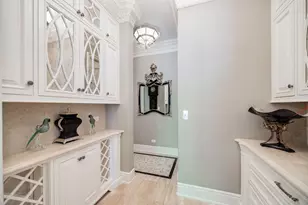 50 Baybrook Ln, Oak Brook, IL 60523 - Photo 10