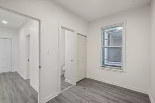 2622 N Central Park Ave, Chicago, IL 60647 - Photo 12