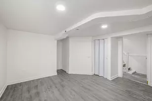 2622 N Central Park Ave, Chicago, IL 60647 - Photo 32