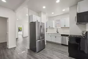 2622 N Central Park Ave, Chicago, IL 60647 - Photo 6