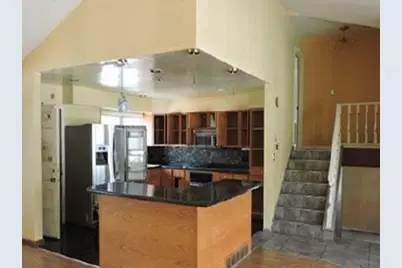 9215 Washington Road, Morton Grove, IL 60053 - Photo 12