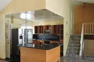 9215 Washington Rd, Morton Grove, IL 60053 - Photo 12