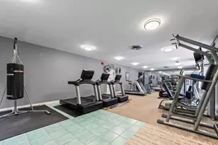 720 W Gordon Terrace, Chicago, IL 60613 - Photo 12
