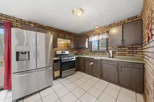 17790 Harvard Ln, Country Club Hills, IL 60478 - Photo 6