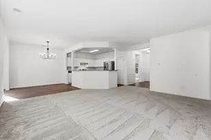 13732 Burham St, Huntley, IL 60142 - Photo 6