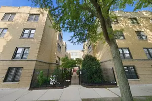 4409 N Sacramento Ave, Chicago, IL 60625 - Photo 1