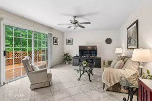1289 Narragansett Dr, Carol Stream, IL 60188 - Photo 8