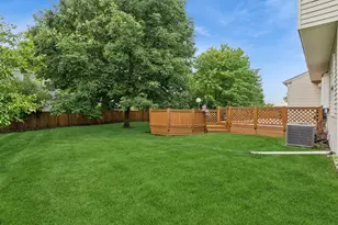 1289 Narragansett Dr, Carol Stream, IL 60188 - Photo 18