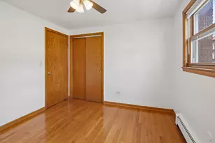 4928 N Lester Ave, Chicago, IL 60630 - Photo 14