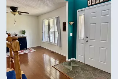 712 Clancy Drive, Dalzell, IL 61320 - Photo 2