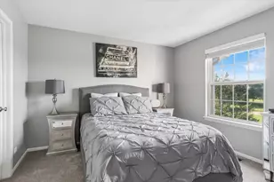 2428 Courtyard Cir, Aurora, IL 60506 - Photo 16