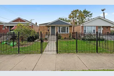 819 E 98th Place, Chicago, IL 60628 - Photo 4