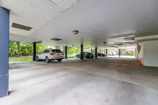 9332 Landings Ln, Des Plaines, IL 60016 - Photo 20