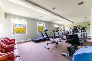 9332 Landings Ln, Des Plaines, IL 60016 - Photo 30