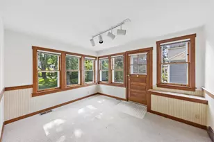 313 N Larch Ave, Elmhurst, IL 60126 - Photo 12