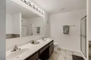 563 Camellia Ave, Aurora, IL 60505 - Photo 14