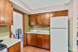 2270 Sans Souci Dr, Aurora, IL 60506 - Photo 8