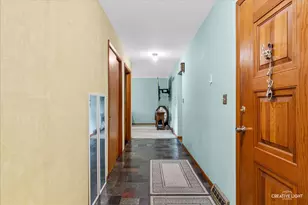 2270 Sans Souci Dr, Aurora, IL 60506 - Photo 2
