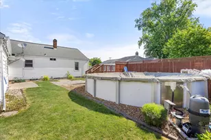 1515 E Elm St, Streator, IL 61364 - Photo 36