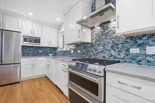 38 W Rand Rd, Villa Park, IL 60181 - Photo 6
