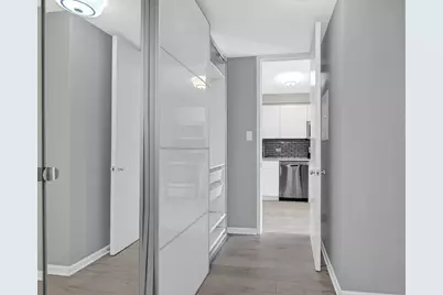 601 E 32nd Street #403, Chicago, IL 60616 - Photo 6
