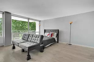 601 E 32nd St, Chicago, IL 60616 - Photo 6