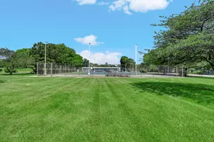 601 E 32nd St, Chicago, IL 60616 - Photo 18