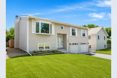 1606 Wilson Avenue, Wheaton, IL 60189 - Photo 2