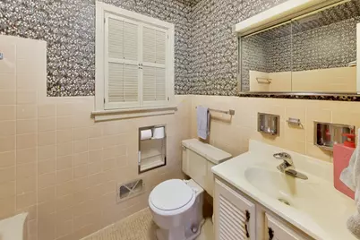 8631 E Prairie Road, Skokie, IL 60076 - Photo 14
